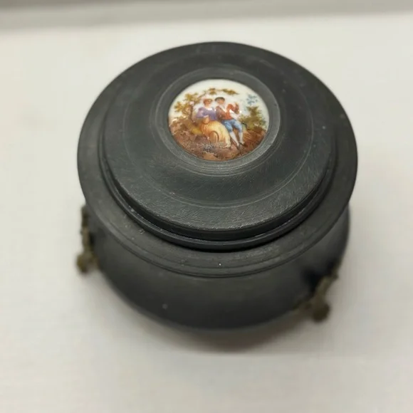 🎼 Music Vintage Black Trinket & Powder Box with Lid