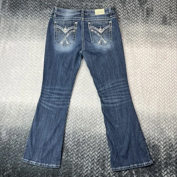 Miss Me Jeans Womens 34 Curvy Boot Rhinestone Embellished Flap Pocket W34 L 31