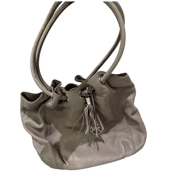 Michael Kors Leather Hobo Shoulder Bag Gray Tassel Drawstring Magnet‎ Close