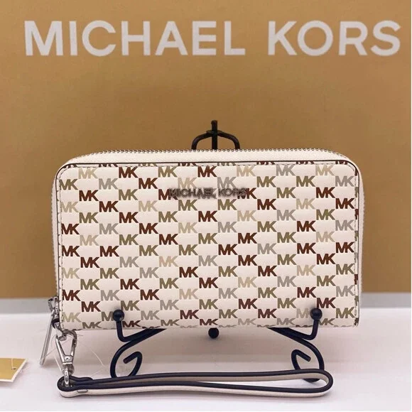 Michael Kors Jet Set Travel Wallet Phone Case
