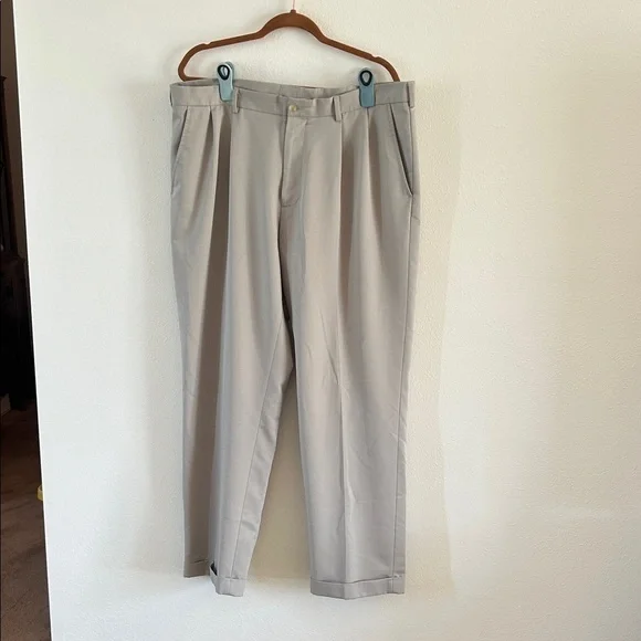 Van Heusen Cuffed Dress Pants