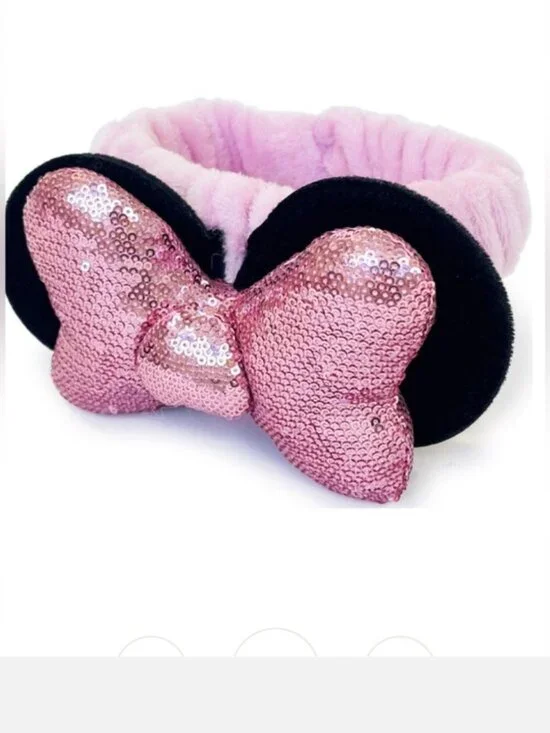 The Crème Shop x Disney Minnie Mouse Teddy Spa Headband