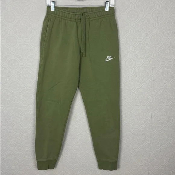 Nike Sportswear Club Sage Green Fleece‎ Joggers Soft Warm Small Pants BV2671-334