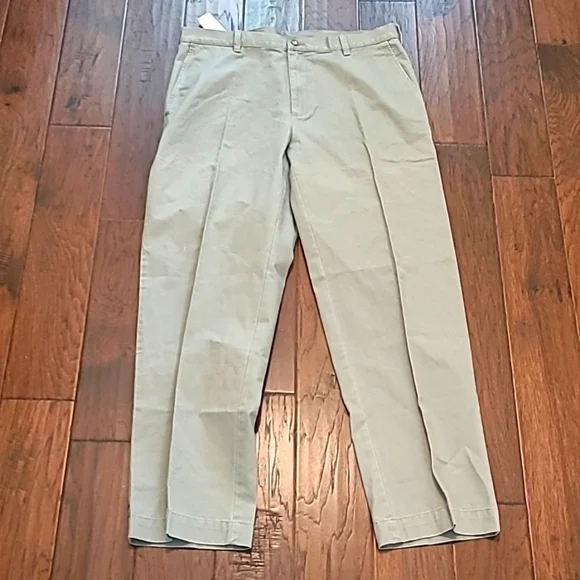NWT Jos A Banks men's flat front khaki pants size 38x32