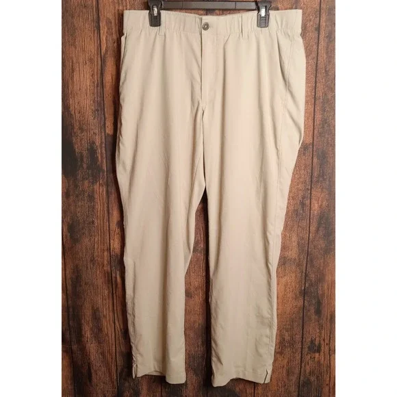 Under Armour Men's Golf Pants Performance Stretch Size 36x30 Khaki