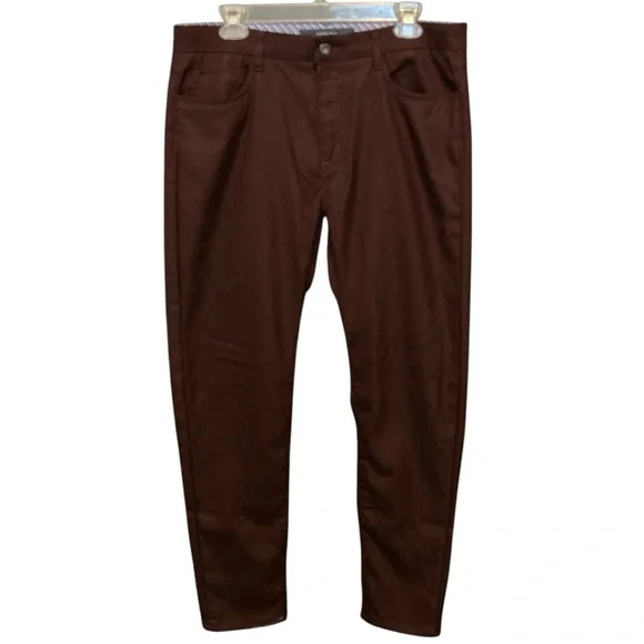Zara Man Burgundy Slim Fit Pants in Stretch Poly Blend‎ | 34 Waist