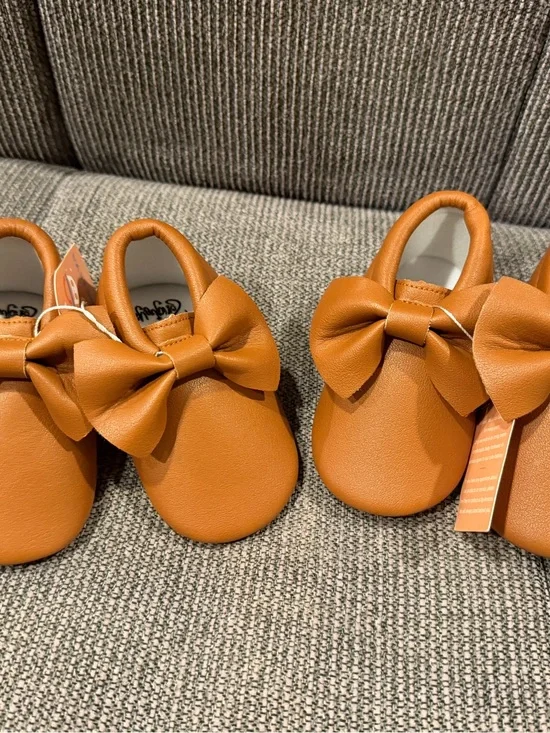 TWIN Set - Toddler Bow Moccasins in Cognac Brown