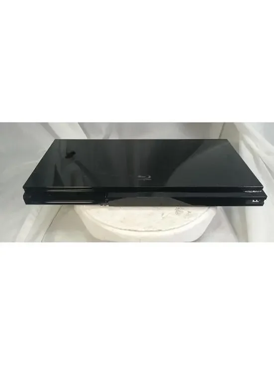 Samsung BD-D5700 Blu-Ray Disc DVD Player Smart WiFi HDMI
