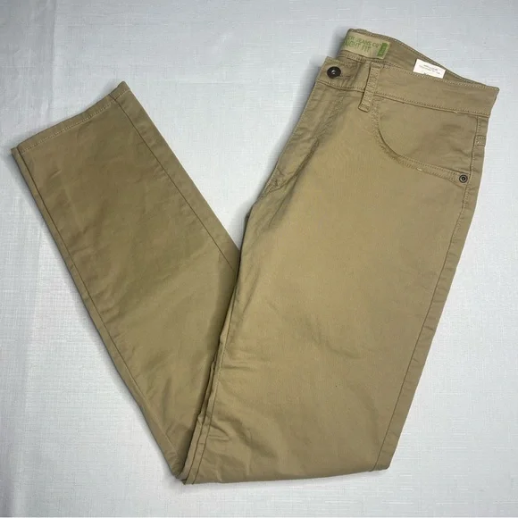 Wrangler Flex Straight Fit Khacki Pants (30x30)
