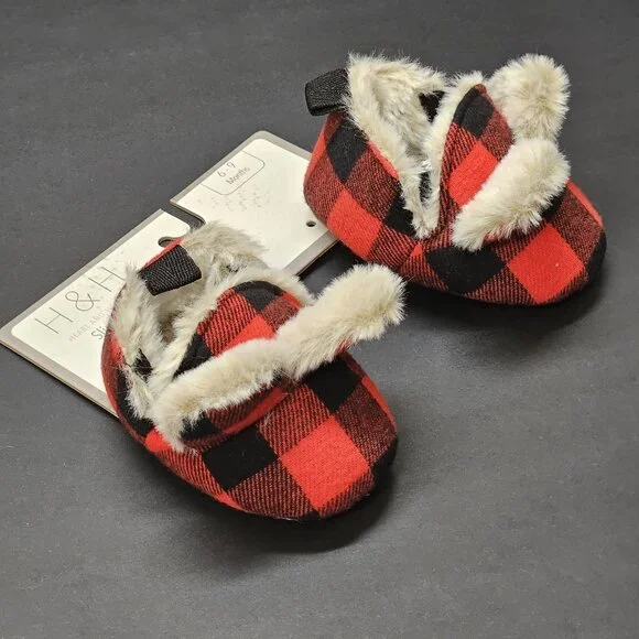 Holiday Time Family Bear Baby Unisex Red &‎ Black Plaid Slippers Size 6-9 Months