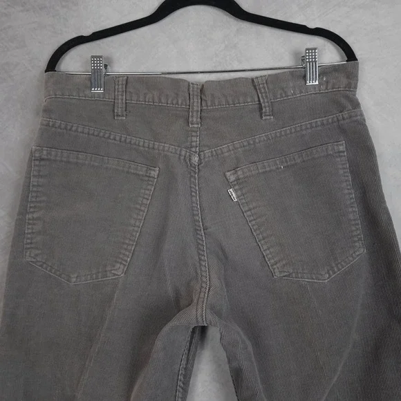 Vintage Levis 519 Corduroy Chino Pants Mens 33x28 Gray Straight Leg Casual 80s