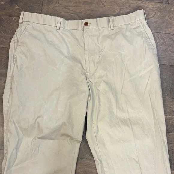 Brooks Brothers Men's Light Tan Chinos
