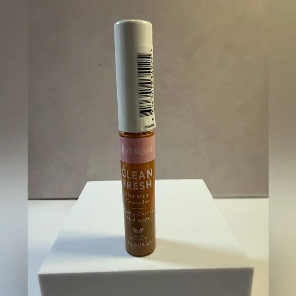🩷5/$10 COVERGIRL Clean Fresh Hydrating Concealer - Warm Tan