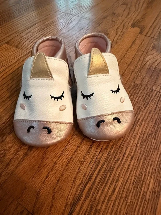 Nicole Miller Girls Unicorn Slip-On Shoes in White & Gold