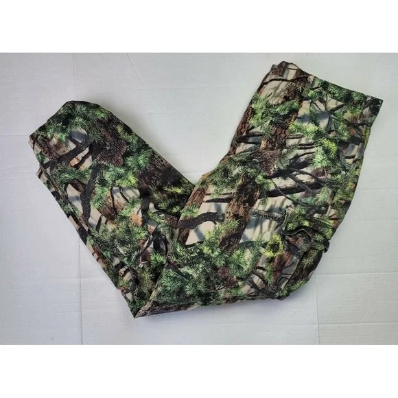 Men's Cabelas Seclusion 3D Dry Plus Camo Insulated Pants size 46 R
