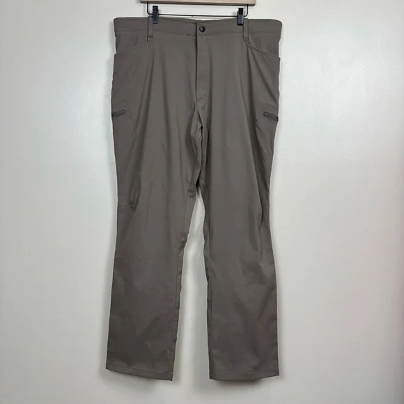 Wrangler Pants Men 40x32 Brown Care 307 Hiking Outdoors Performance Straight Leg