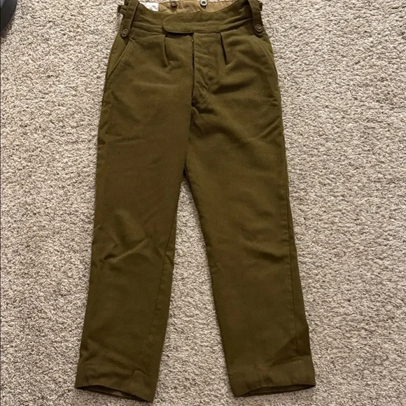 Men's Classic Olive Chinos