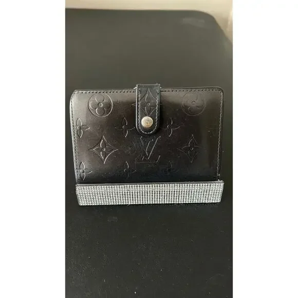 Louis Vuitton mat monogram wallet