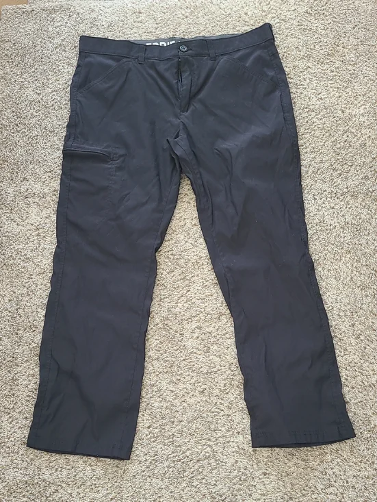 Eddie Bauer Rainier Tech Black Cargo Travel Pants