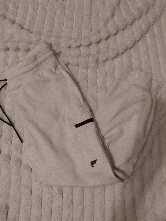 Fabletics The Go To Cargo Jogger Sweatpants