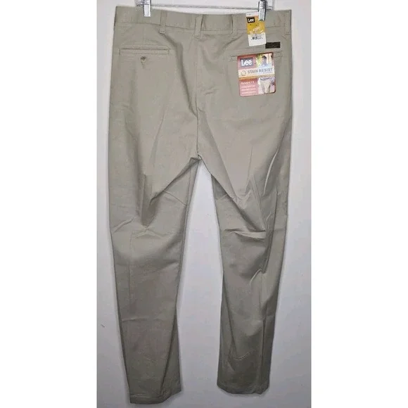 New Lee Relaxed Fit Chino Pants‎ Mens 36x34 Khaki Stain Resistant Pleated Twill