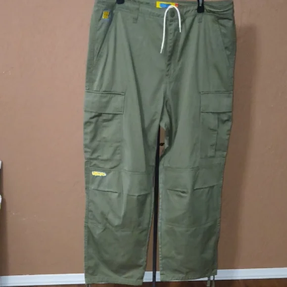 Empyre Olive Loose Fit Cargo Skate Pants with Utility Pockets Size 36