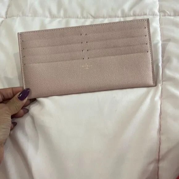 Louis Vuitton card insert