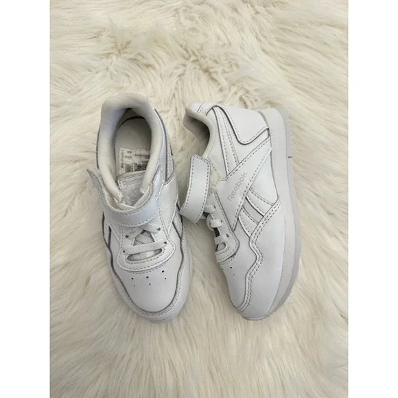 Reebok all white toddler size 8.5‎