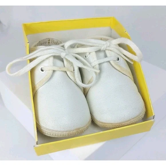 Vintage Baby Deer Infant‎ Crib Shoes Size 2 In Box White Leather Laceup