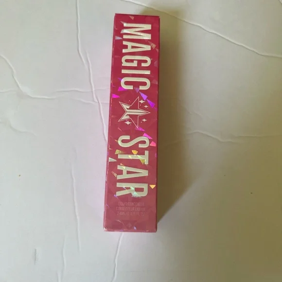 Jeffree Star liquid concealer c15.25