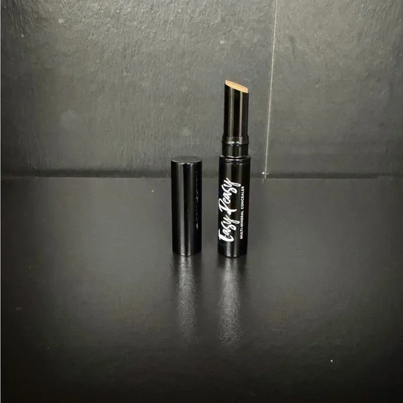 Belle by Kim Gravel Black Concealer Stick