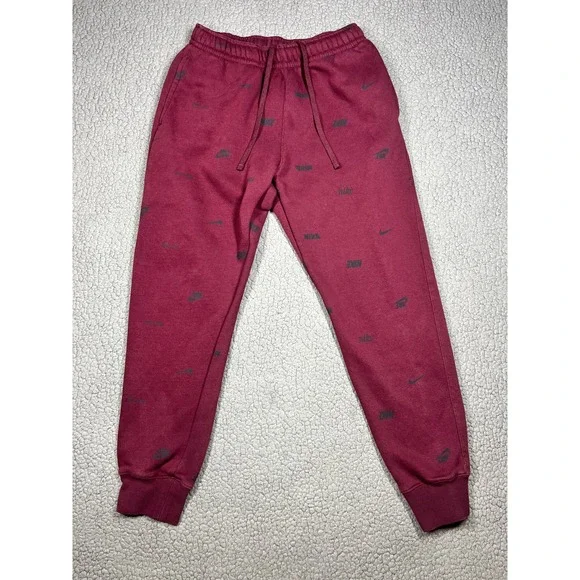 Nike Sportswear Club Fleece Joggers Burgundy All Over Print Mens Medium FB7437