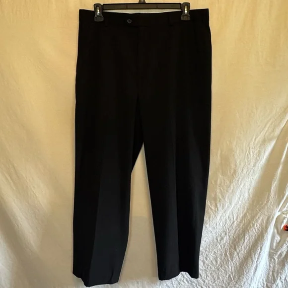 B-84 Men’s George Black Flat Front Dress‎ Pants Size 36x30