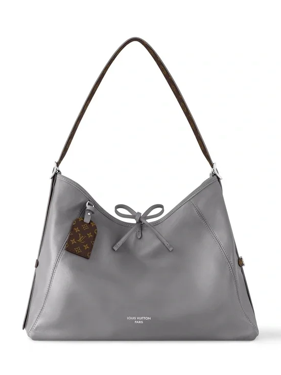 Louis Vuitton Carryall Vibe MM