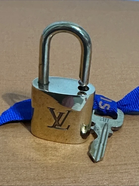 Louis Vuitton Gold Tone Lock & Key Set #311