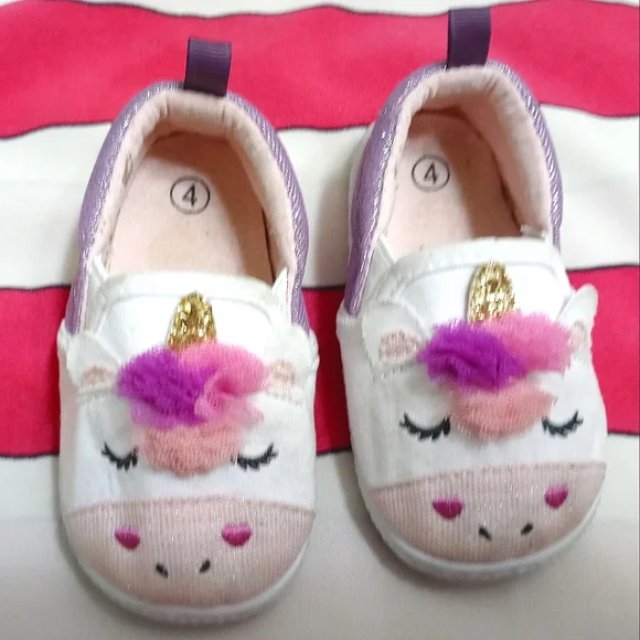 Unicorn Baby/Toddler Girl Slip-on Sneakers Size 4