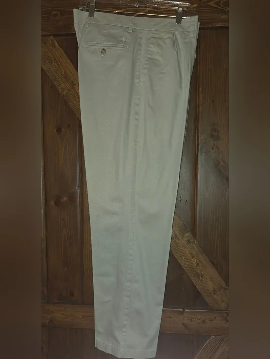 Dockers Men's Relaxed Flex Comfort Signature Khaki Chinos Light Tan Stone 34x32