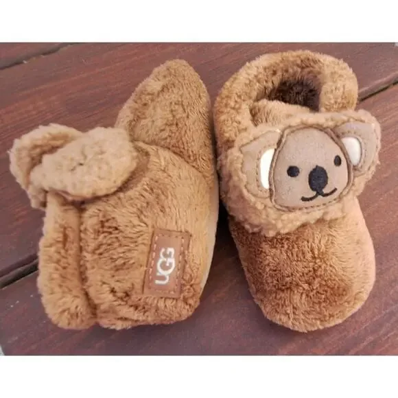 UGG Bixbee Baby Koala Plushie Booties Sleepers Soft Shoes Size 02-03 S 4.5
