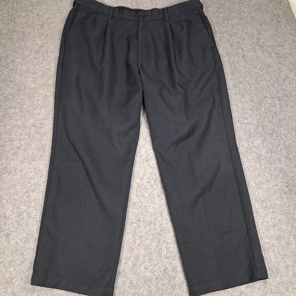 Haggar Dress Pants Mens 38x29 Black Pleated Front Straight Leg CT30BK