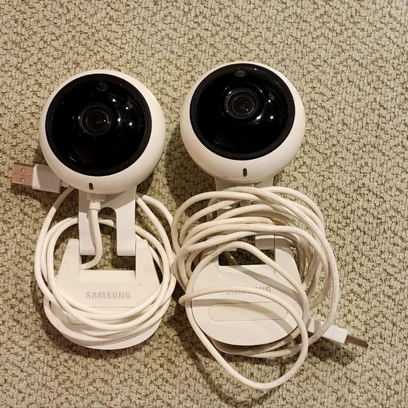 Samsung Wisnet SNH-V6431BN 1080p SmartCam WiFi Camera 2MP (1920TVL) Indoor Secur