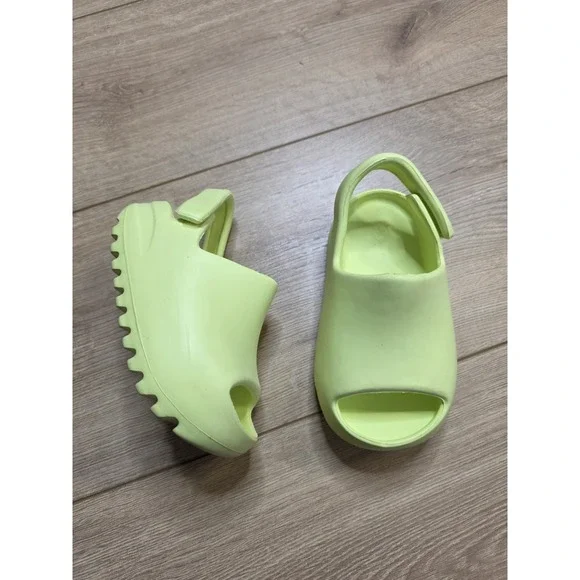Adidas Yeezy Slide 