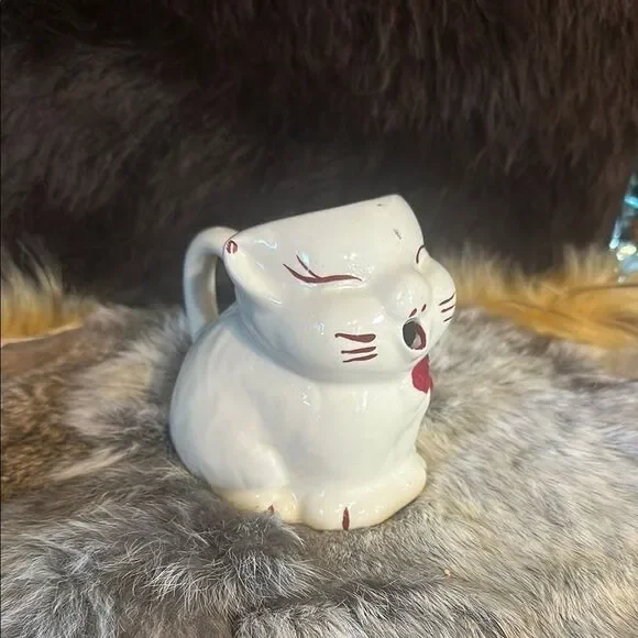 1940s vintage Puss in boots creamer (6033)
