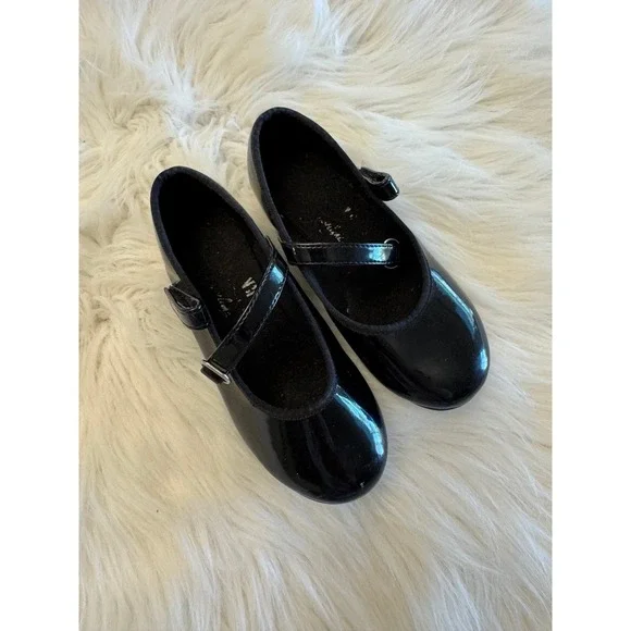 Tap shoes toddler size 8‎ GUC