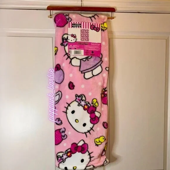 Hello‎ Kitty Pink Easter Throw Blanket 50x70 Sanrio Spring NWT