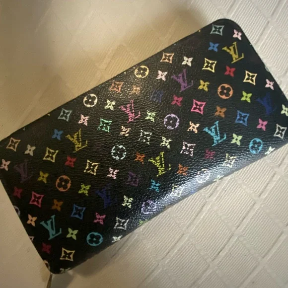 LOUIS VUITTON Monogram Multicolor Zippy