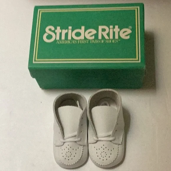 Rare Vintage NIB Stride Rite White Leather Baby Crib Shoe Size 1 With Box NWT