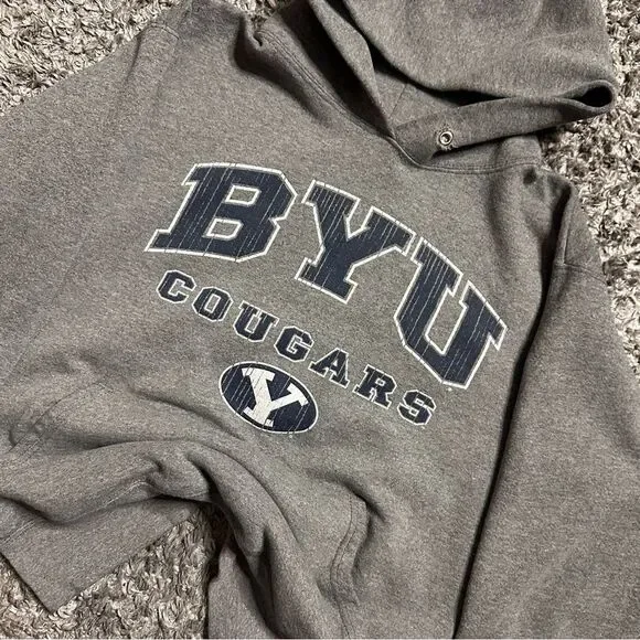 Vintage BYU Cougars Hoodie