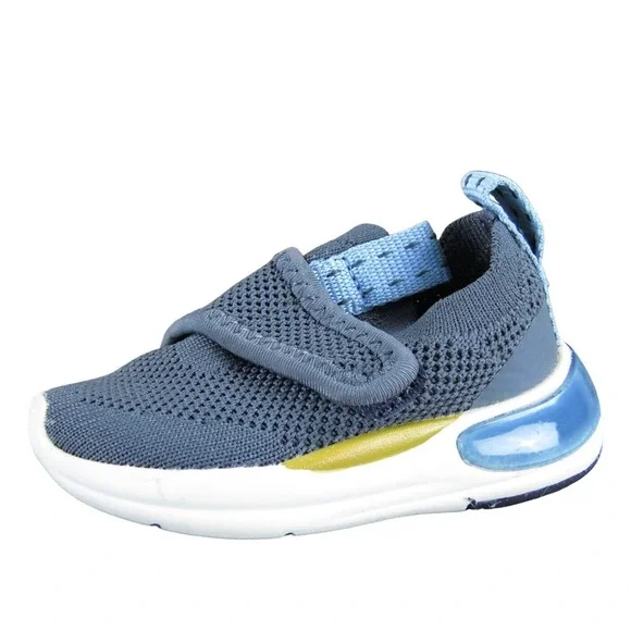 Zara Boys Sneaker  Sz T 18 Medium Gray Synthetic‎ Hook & Loop