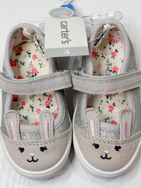 Carters bunny shoes. Size 4. NWT
