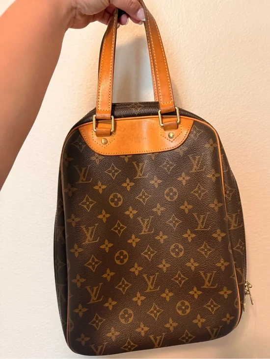 Louis Vuitton Monogram Excursion Shoe Bag